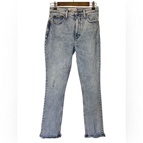 Abercrombie The 90’s Skinny High Rise Acid Wash Jean - Picture 2 of 10